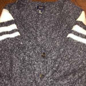 Forever 21 over sized blue & white knit cardigan